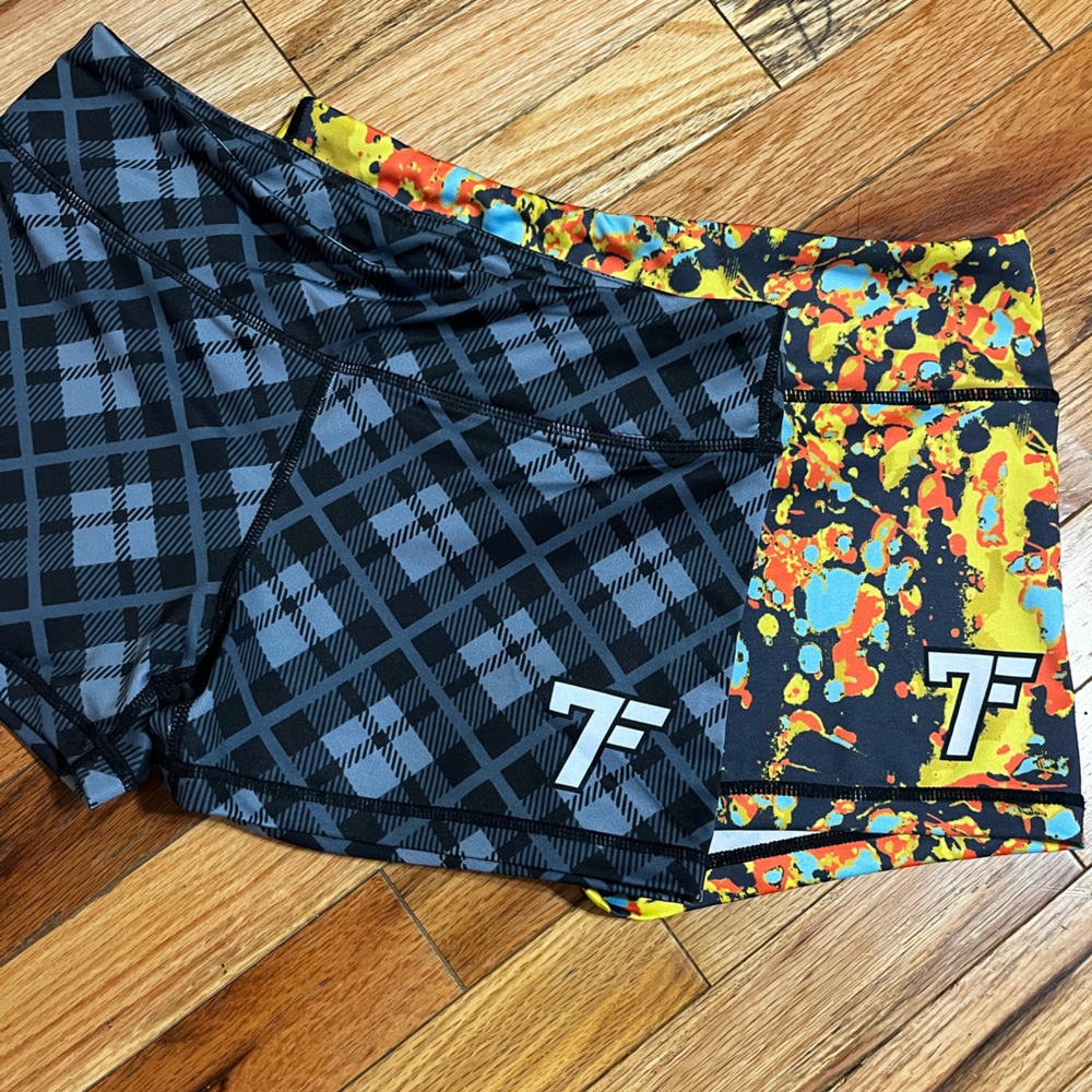 Like new - Workout shorts - small - 7Five brand